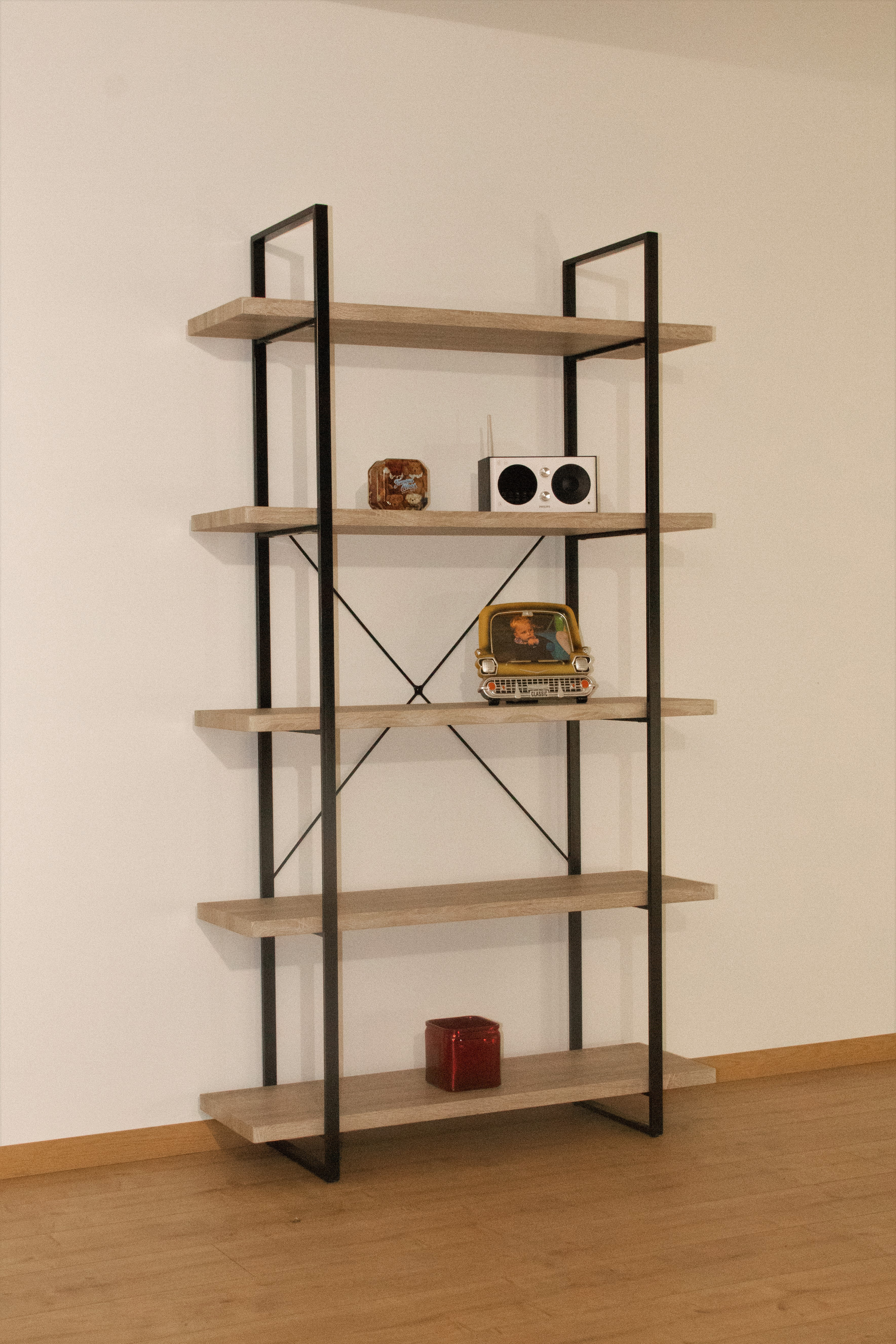 Shelves 5 planken €135